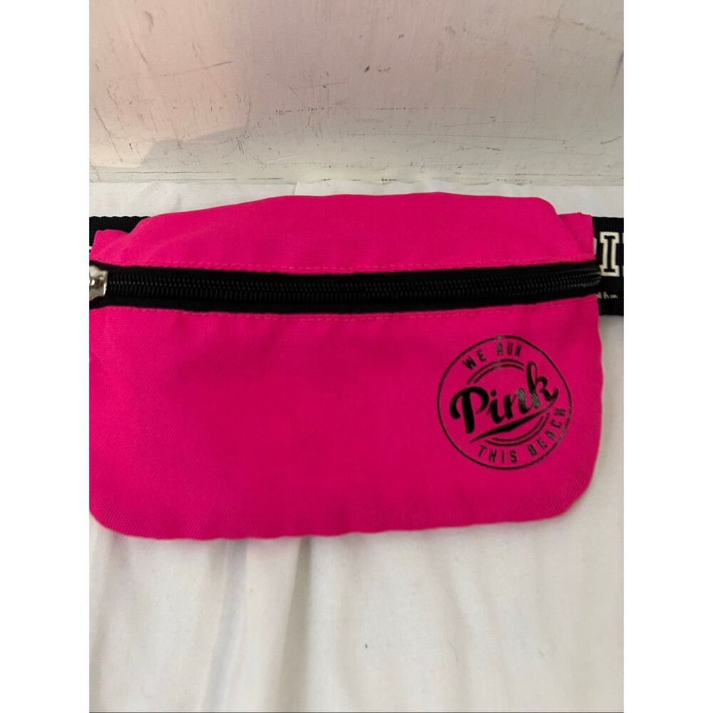 VS Victoria Secret pink Fanny pack waist belt 80’s? adj belt "We run this Beach" - Picture 5 of 5